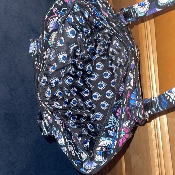 Vera Bradley Shoulder Bag - Picture 3 of 4